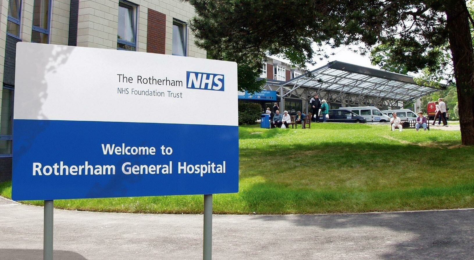 A sign saying 'welcome to Rotherham Hospital'